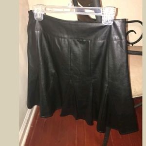 Ann Taylor Faux Leather Skirt Sz 10